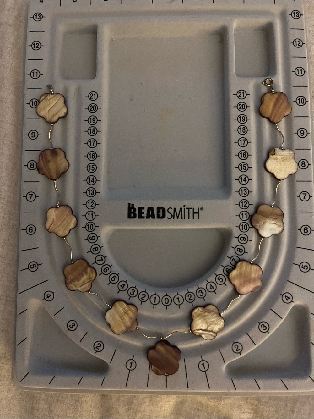 Shell Clover Link Necklace in Brown and Cream